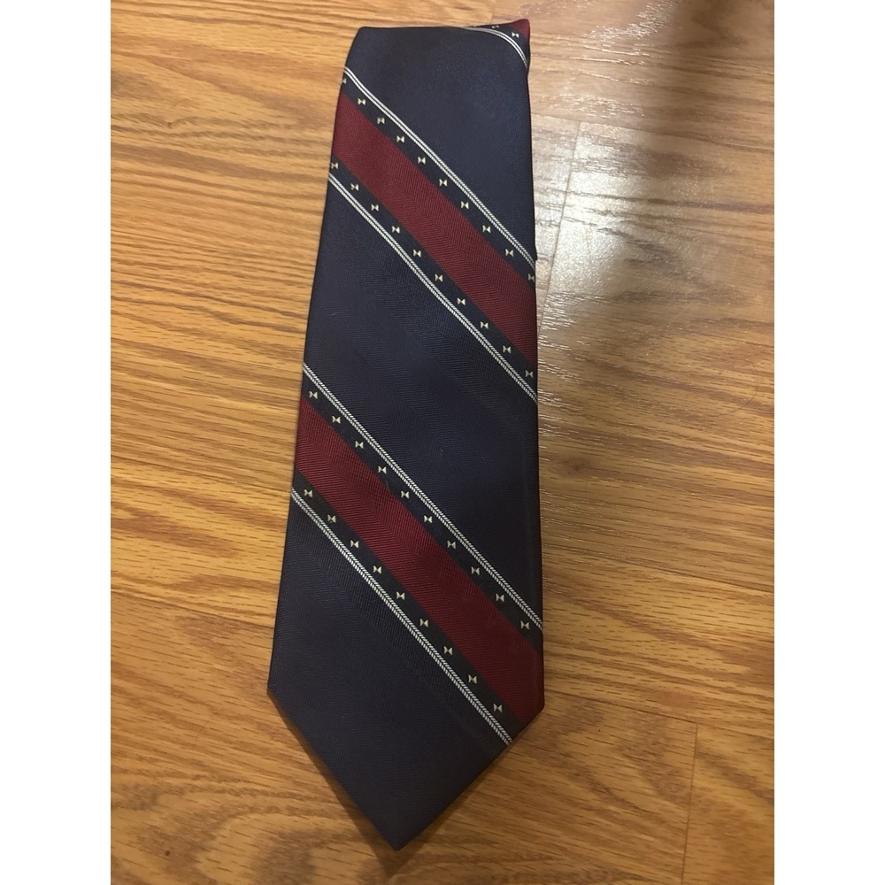 Wembley Vintage Stripe Necktie Navy Burgundy Prep Business Tie